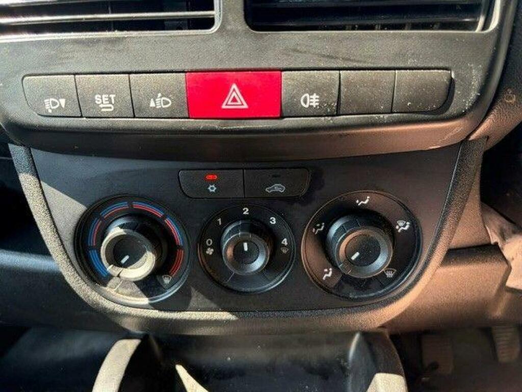 Vauxhall Combo   #14