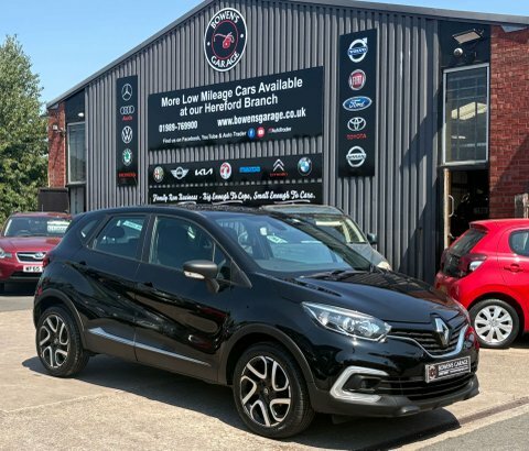 Renault Captur 0.9 Captur Dynamique SD67URJ Black #2