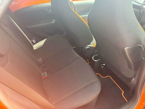Toyota Aygo X -Cite Vvt-i Orange #5