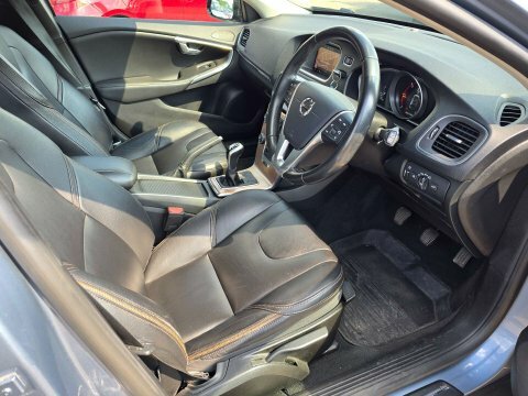 Volvo V40 Cross Country Professional D3 Blue #6
