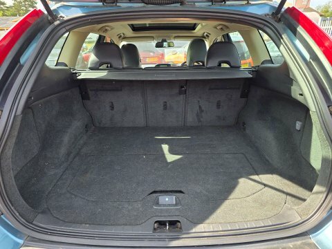Volvo XC60 2.4 D5 Se 4Wd Fsh New Mot 2010 Grey #9