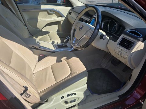 Volvo V70 2.4 V70 Se Red #6