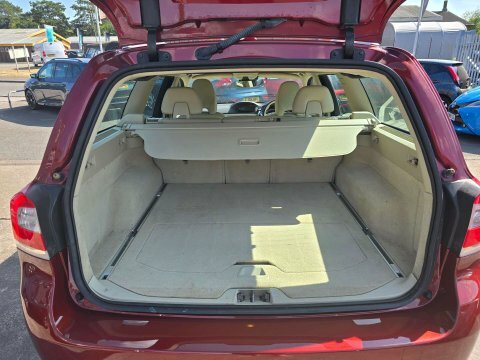 Volvo V70 D4 Se Lux Blue #9