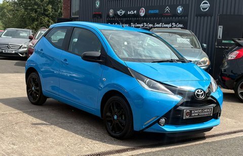 Toyota Aygo X X-pression White #3