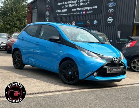 Toyota Aygo X X-pression White #1