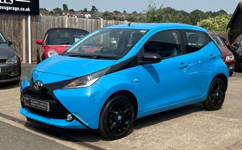 Toyota Aygo X X-pression White #4