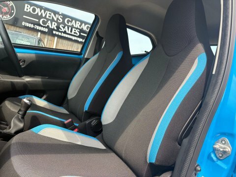 Toyota Aygo X X-pression White #32