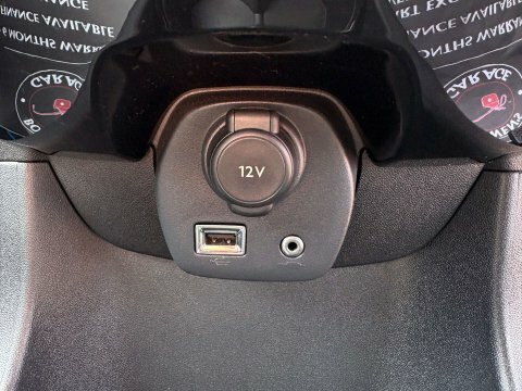 Toyota Aygo X X-pression White #41