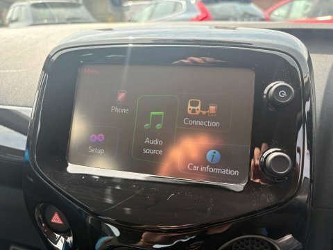 Toyota Aygo X X-pression White #14