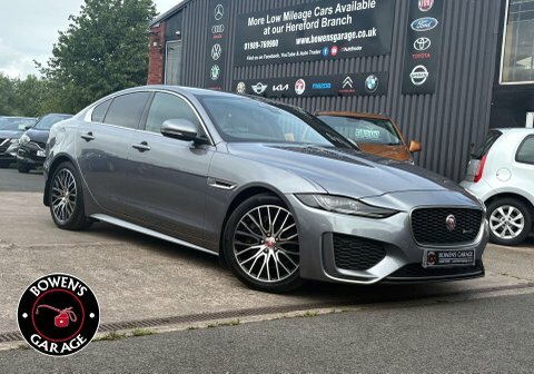 Jaguar XE 2.0 Xe R-dynamic Grey