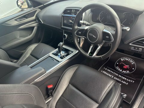 Jaguar XE R-sport Black #11