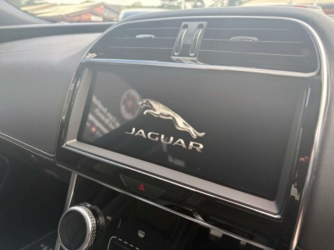 Jaguar XE R-sport Black #45