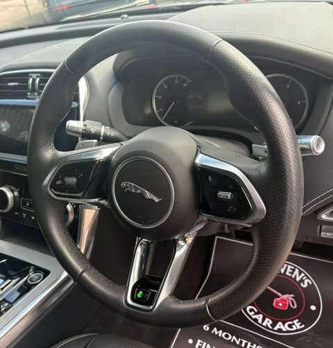 Jaguar XE R-sport Black #21