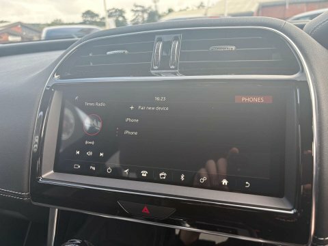 Jaguar XE R-sport Black #44