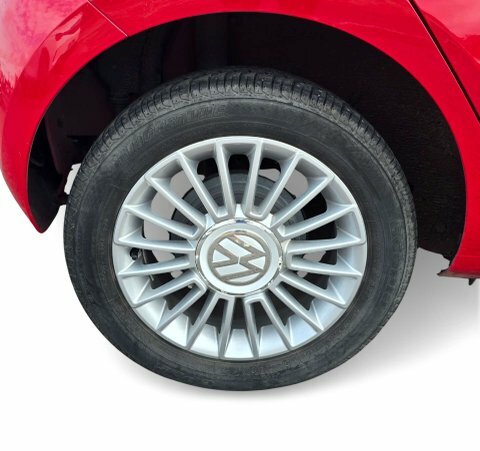 Volkswagen Up 1.0 High Up Red #6