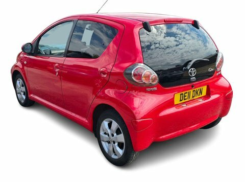 Toyota Aygo 1.0 Aygo Go Red #3