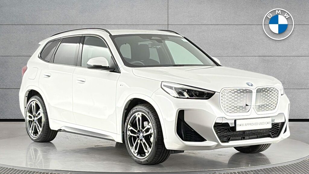 BMW iX1 Suv White