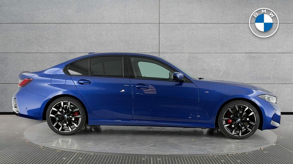 BMW 3 Series Saloon YD25MRA Blue #3