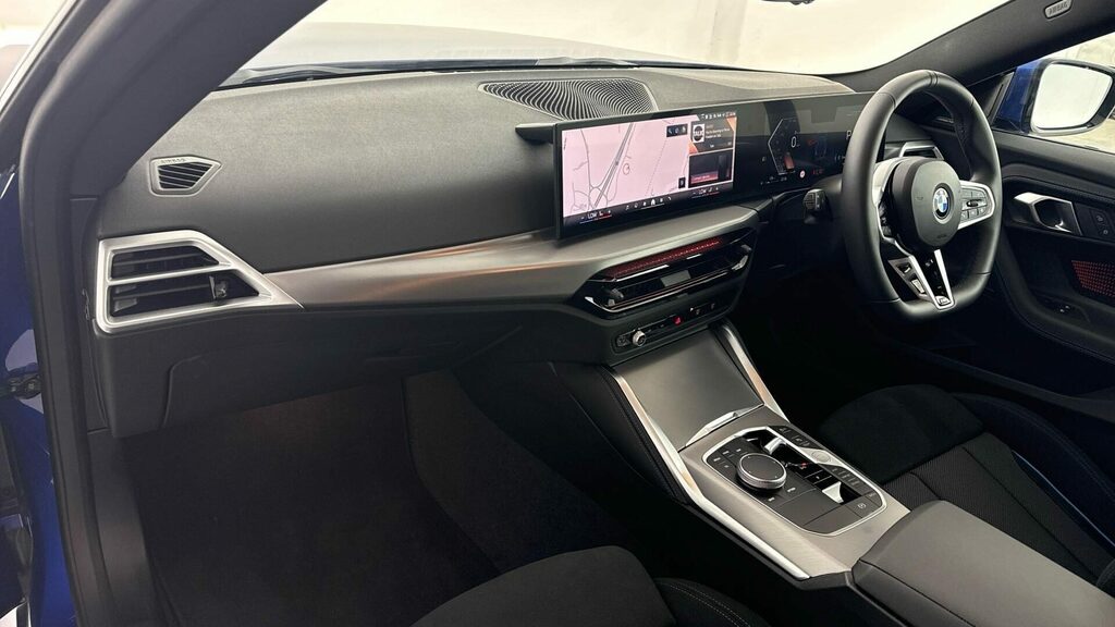 BMW 2 Series Coupe YB75GVR Blue #5