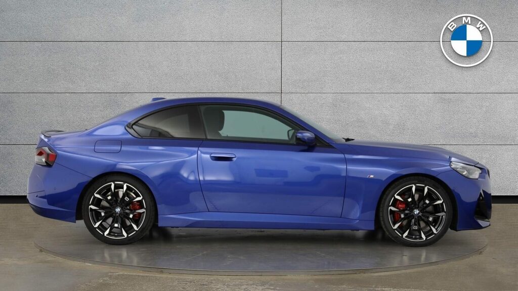BMW 2 Series Coupe YB75GVR Blue #3