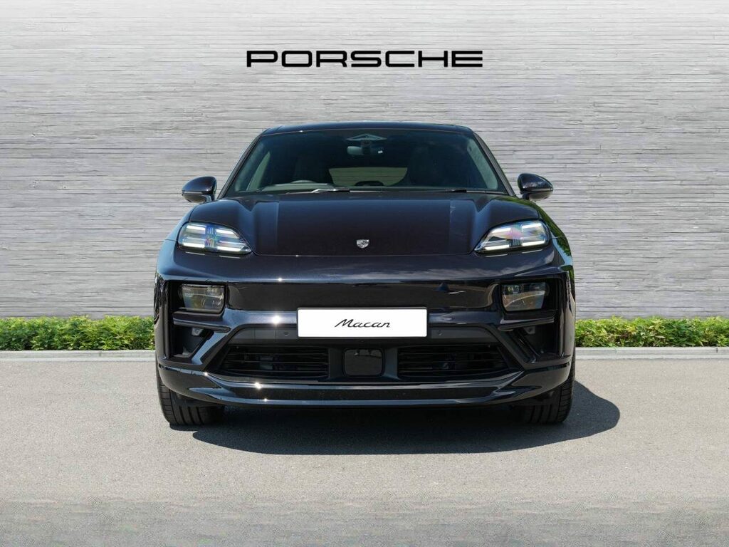 Porsche Macan Electric Black #6