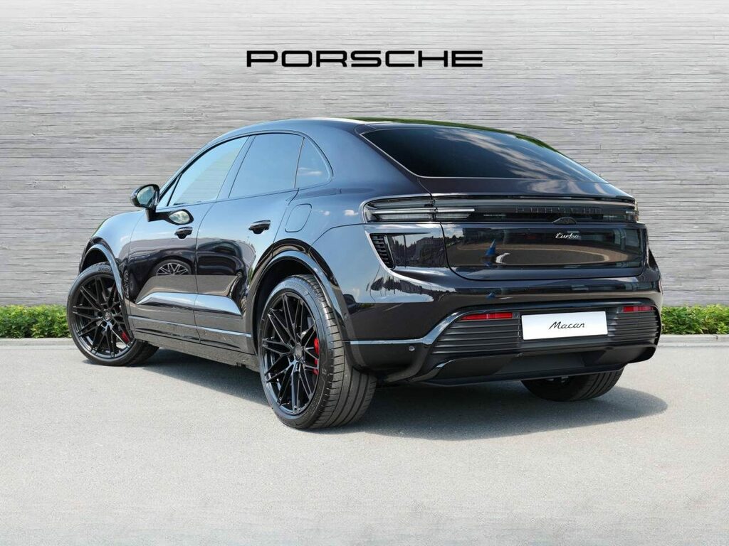 Porsche Macan Electric Black #3