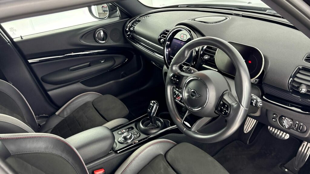 Mini Clubman Petrol GU22RUR Black #6