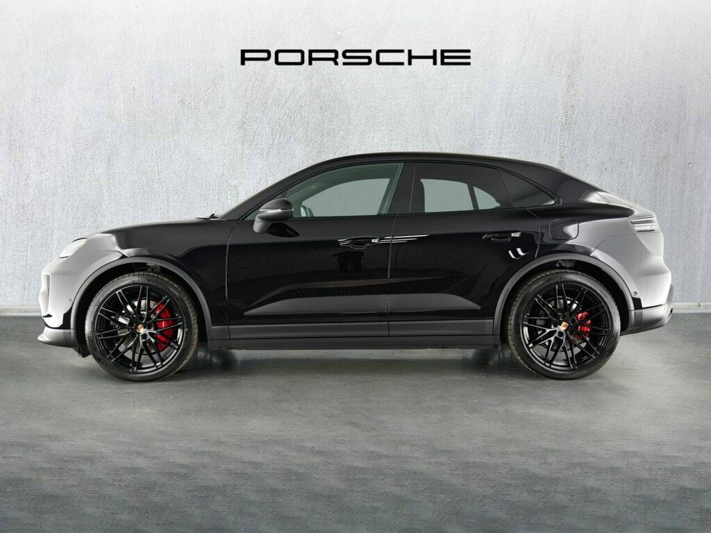 Porsche Macan Electric PK26CVJ Black #2