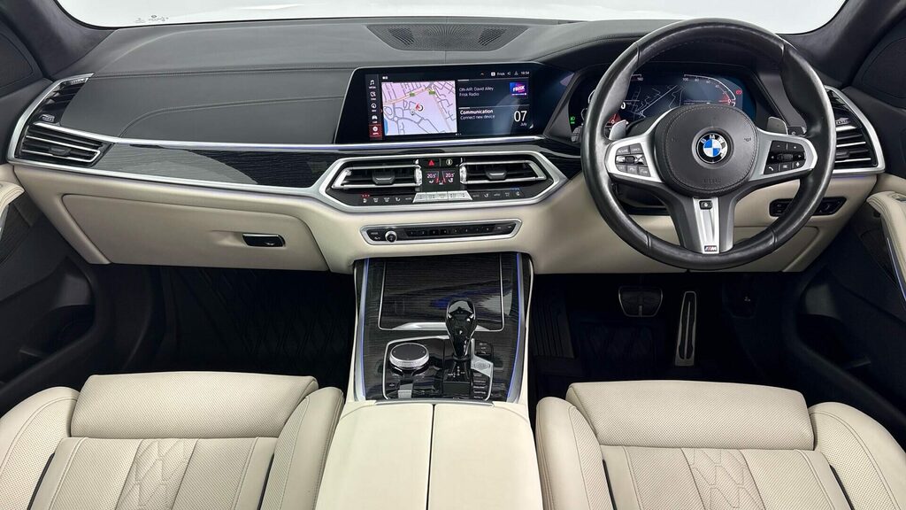 BMW X7 Suv PE71VPK White #4