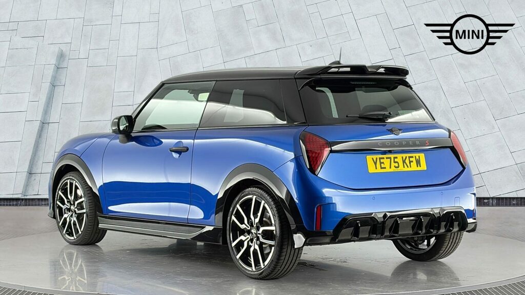 Mini Hatch Hatchback YE75KFW Blue #2