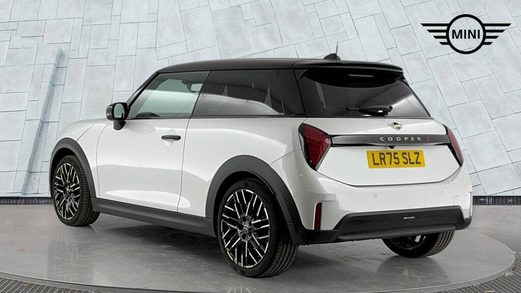 Mini Hatch Hatchback LR75SLZ White #2