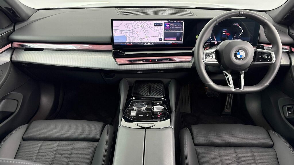 BMW 5 Series Saloon PF25OYL Blue #4