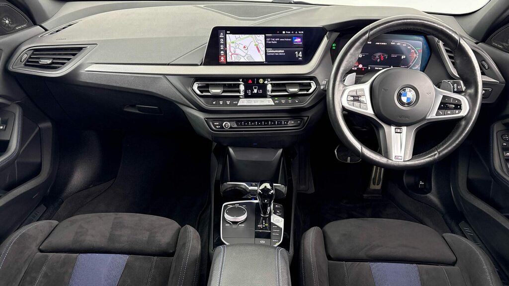 BMW 1 Series Sports PO73XFV White #4