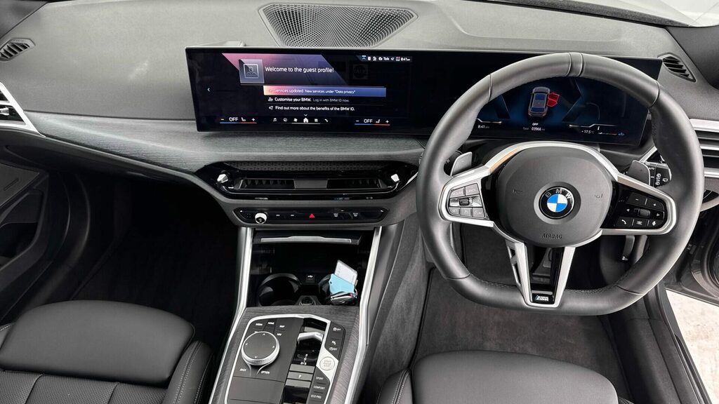 BMW 3 Series Estate YB75AWZ Grey #4
