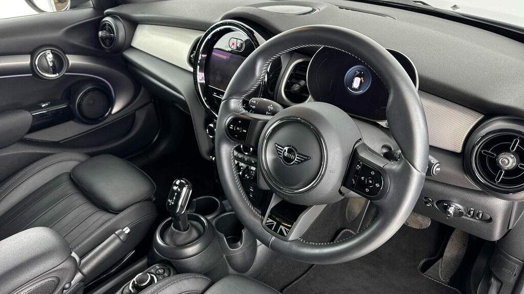 Mini Hatch Hatchback YO73FXA Silver #6
