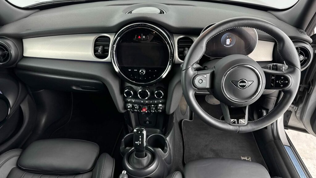 Mini Hatch Hatchback YO73FXA Silver #4