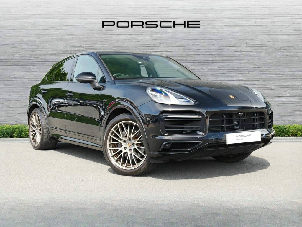 Porsche Cayenne Hybrid Black