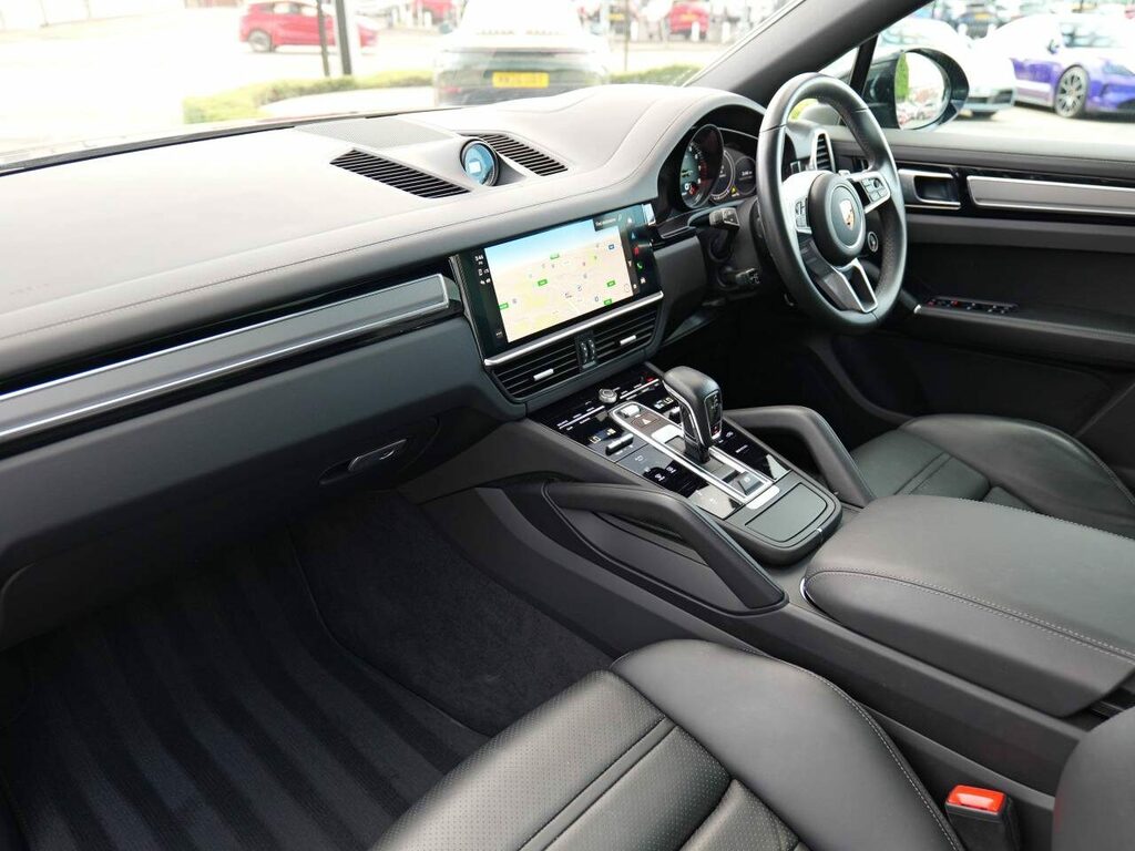 Porsche Cayenne Hybrid Black #5