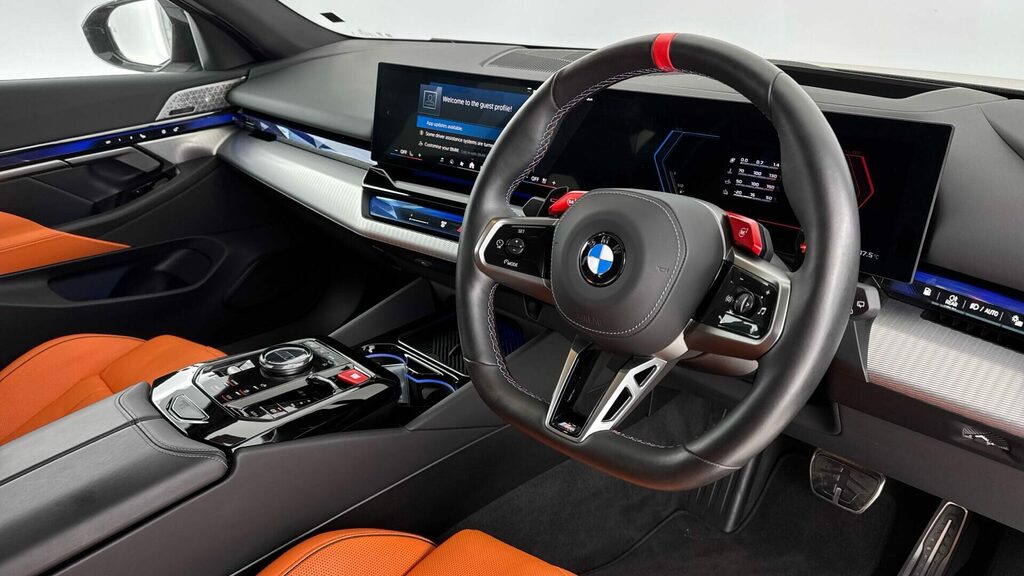 BMW M5 Estate YJ75DLC Blue #6