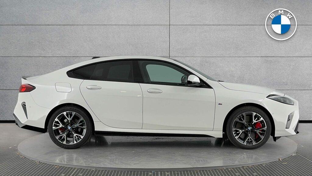BMW 2 Series Coupe YK25TNW White #3