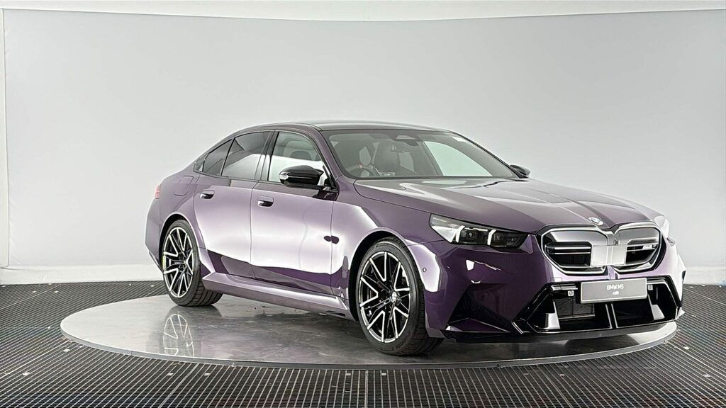 BMW M5 Saloon