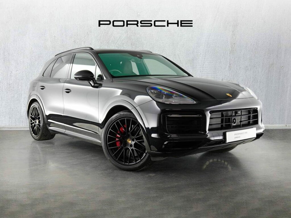 Porsche Cayenne Petrol Black