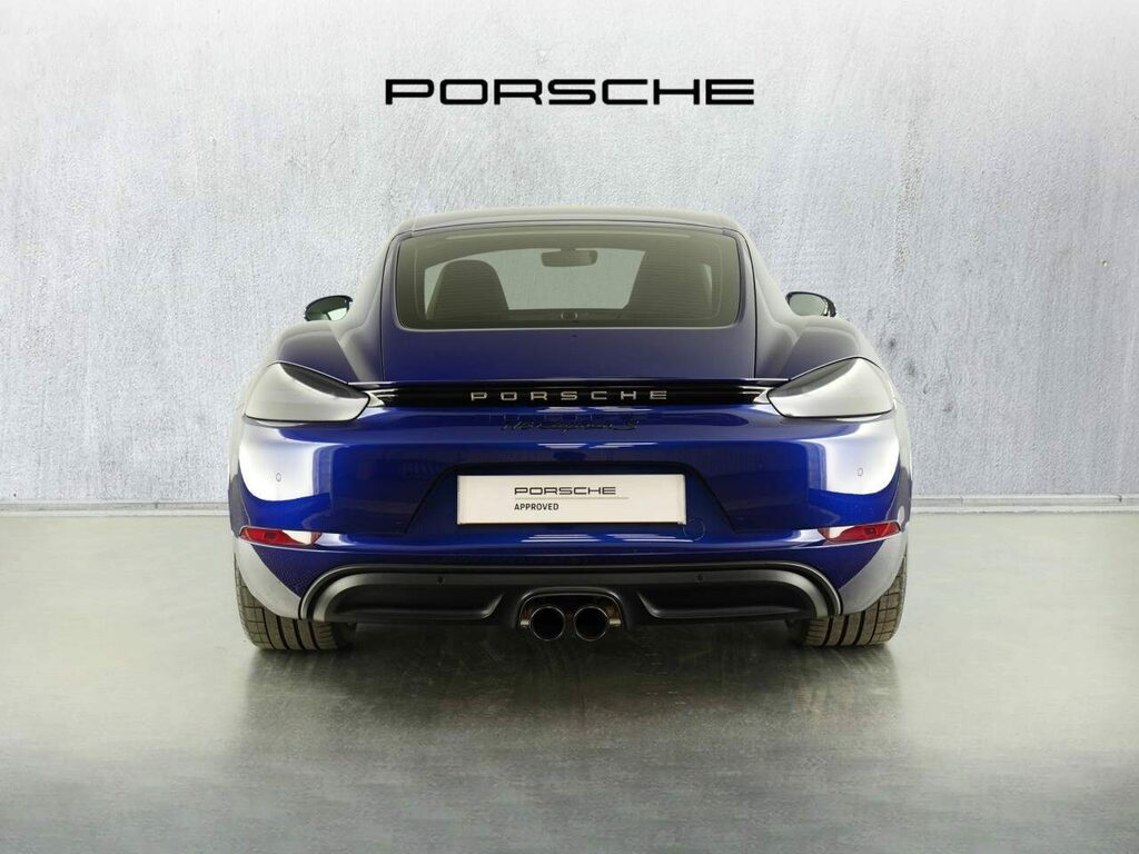 Porsche 718 718 Cayman Gt4 Silver #8