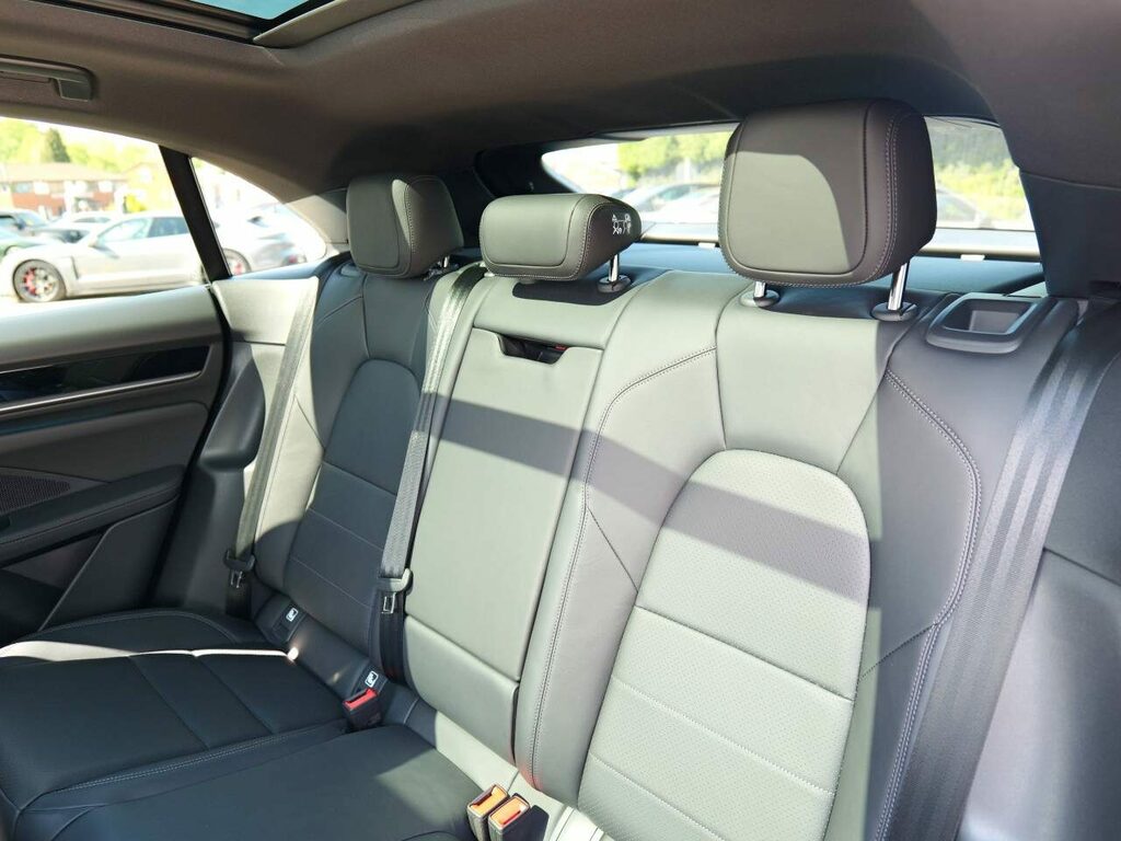 Porsche Macan 265Kw 100Kwh Grey #22