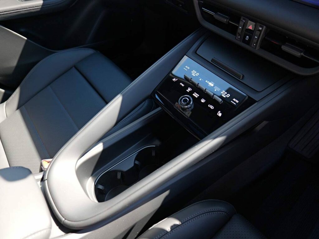 Porsche Macan 265Kw 100Kwh Grey #33