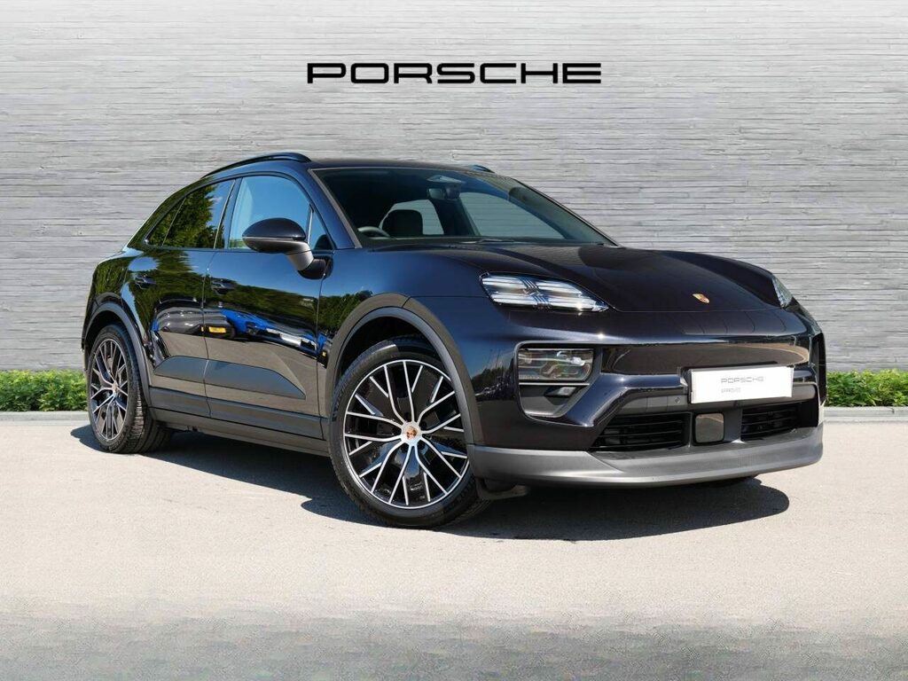 Porsche Macan Electric Black