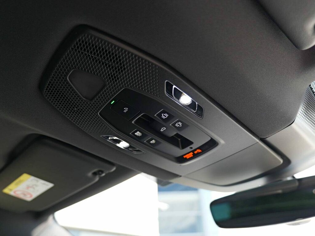 Porsche Macan 265Kw 100Kwh Grey #21