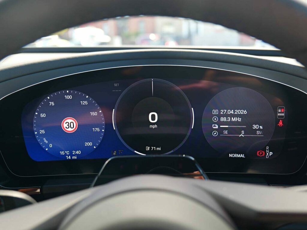 Porsche Macan 265Kw 100Kwh Grey #23