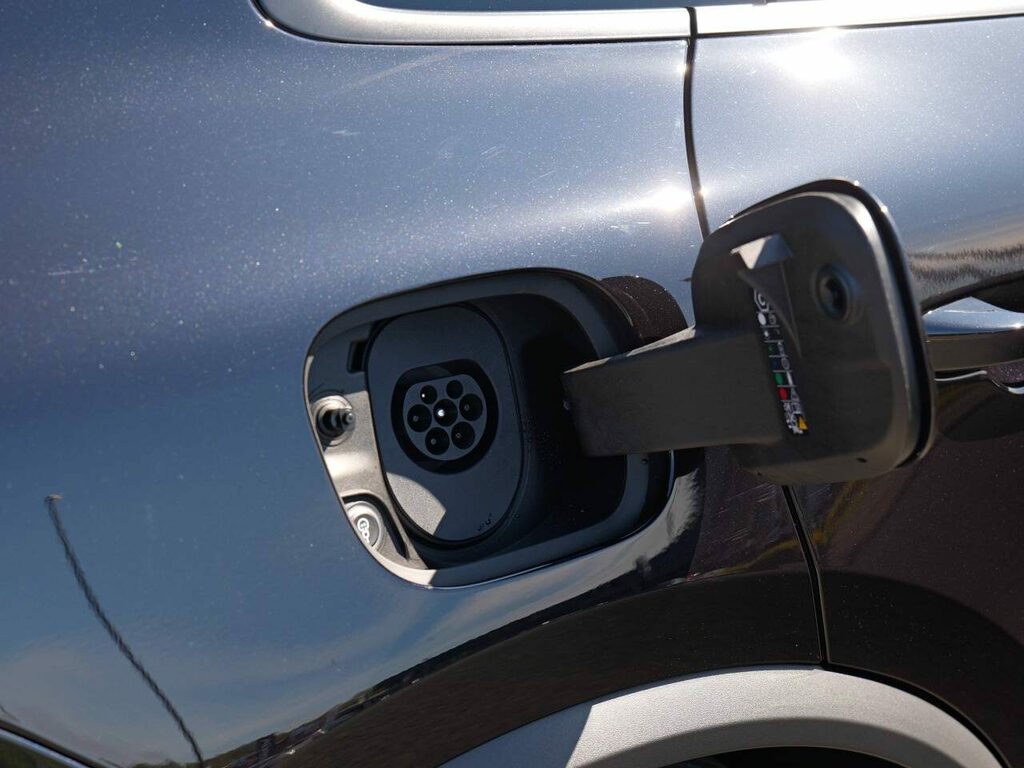 Porsche Macan 265Kw 100Kwh Grey #13
