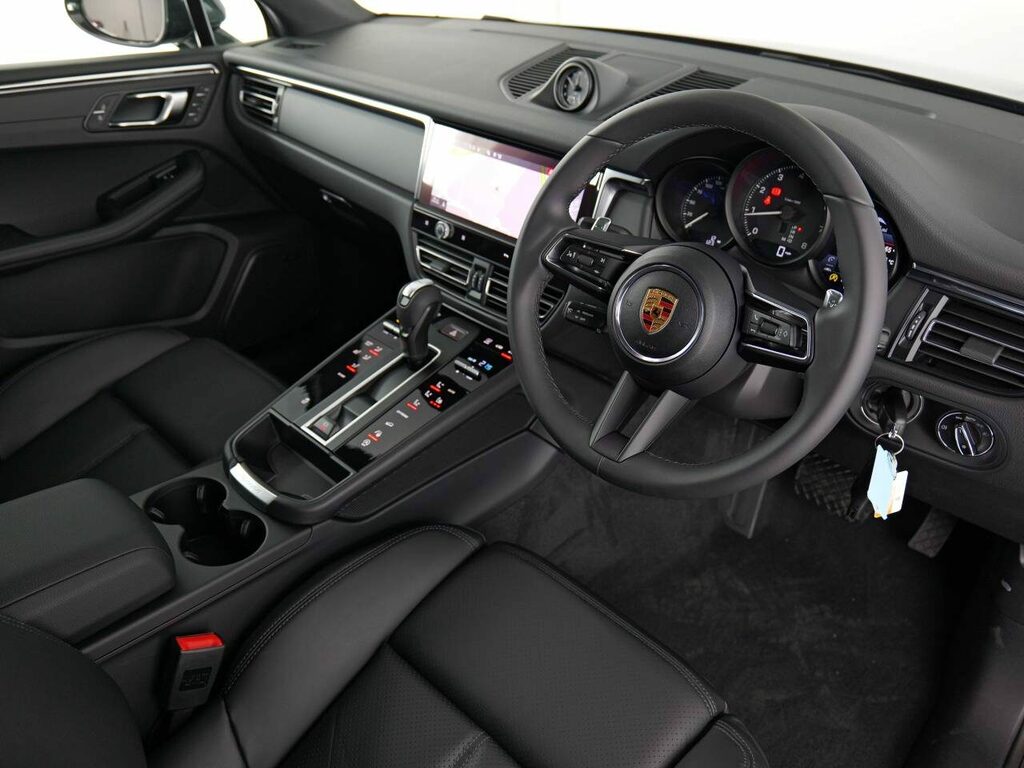 Porsche Macan Petrol Grey #4